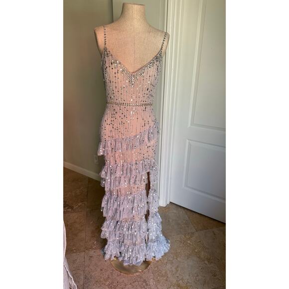 MAC DUGGAL Tiered Ruffle Sequin Gown Sz 2 - Picture 6 of 11